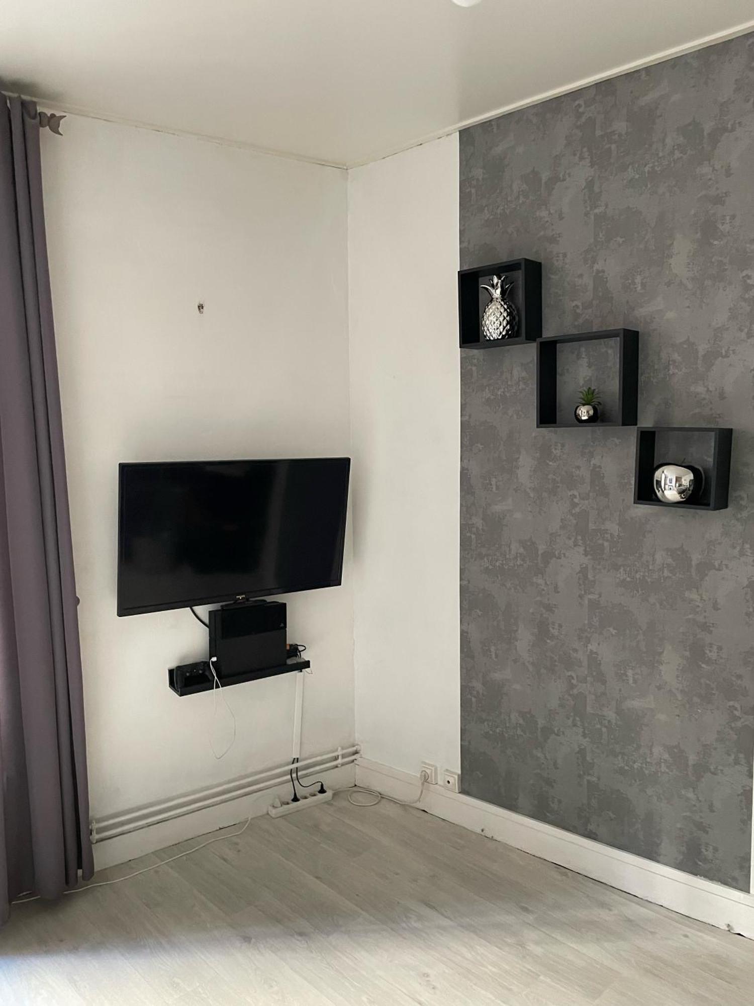 Au Bas De Montmartre ! Appartement Parijs